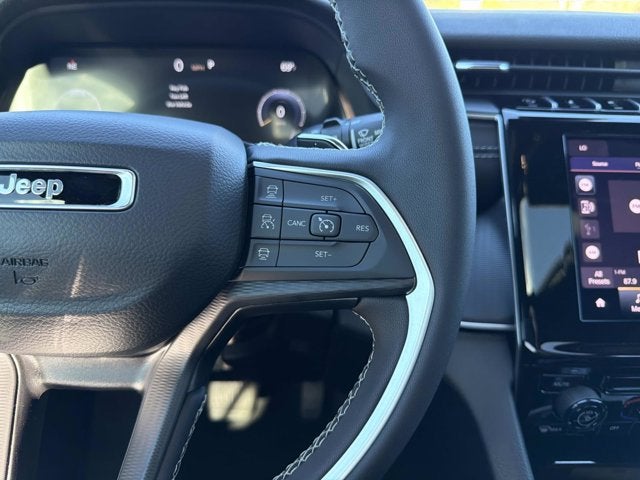 2025 Jeep Grand Cherokee Laredo X