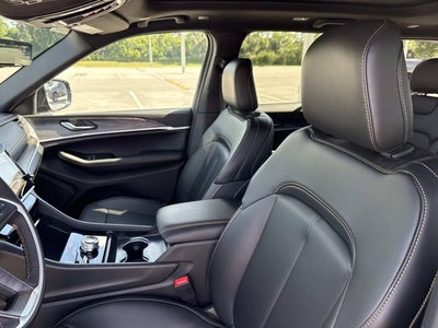 2026 Jeep Grand Cherokee 85th Anniversary Edition