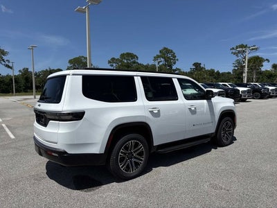 2026 Jeep Grand Wagoneer 4x2