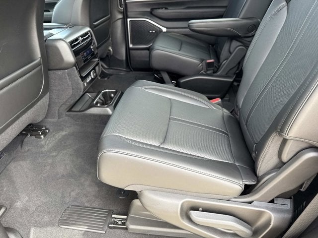 2026 Jeep Grand Wagoneer 4x2