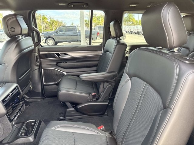 2026 Jeep Grand Wagoneer 4x2