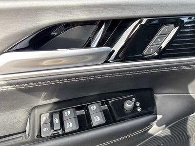 2026 Jeep Grand Wagoneer 4x2