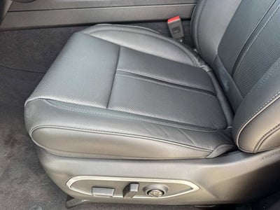 2026 Jeep Grand Wagoneer 4x2