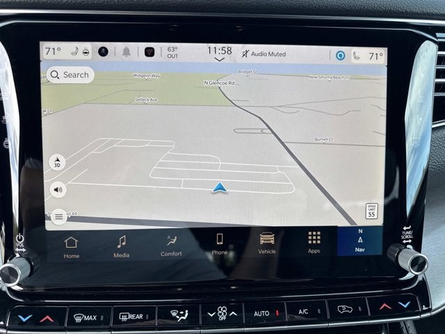 2026 Jeep Grand Wagoneer 4x2