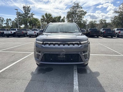 2026 Jeep Grand Wagoneer 4x2