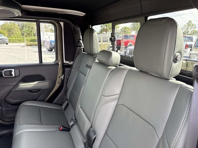 2026 Jeep Gladiator Mojave X