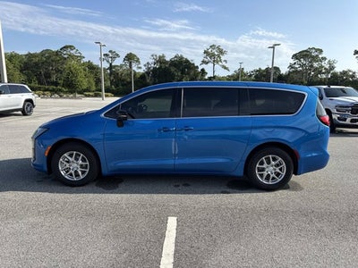 2027 Chrysler Pacifica Limited