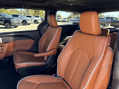 2026 Chrysler Pacifica Pinnacle