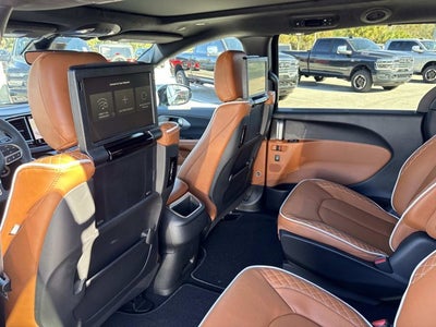 2026 Chrysler Pacifica Pinnacle