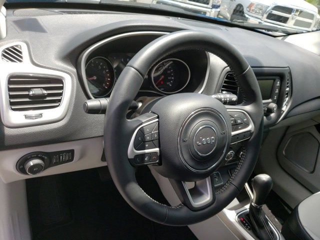 2018 Jeep Compass Latitude with Sun/Wheel Pkg