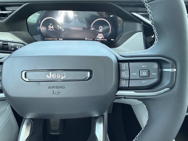 2026 Jeep Cherokee Laredo