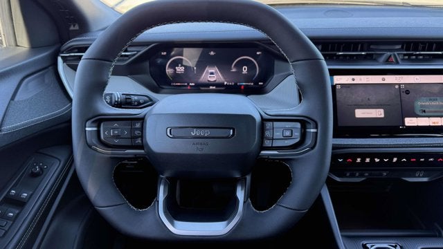 2026 Jeep Cherokee Laredo - Photo 13