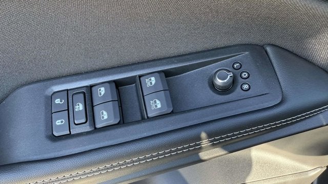 2026 Jeep Cherokee Laredo - Photo 17