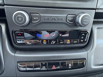 2026 RAM ProMaster Cargo Van Tradesman