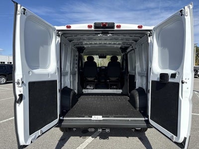 2026 RAM ProMaster Cargo Van Tradesman