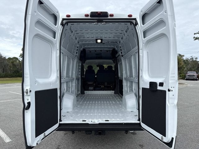 2026 RAM ProMaster Cargo Van Tradesman