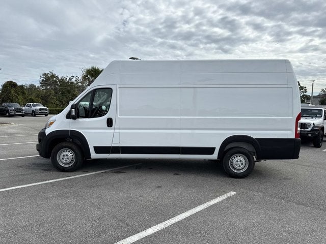 2026 RAM ProMaster Cargo Van Tradesman
