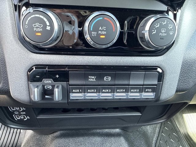 2026 RAM 3500 Chassis Cab Tradesman