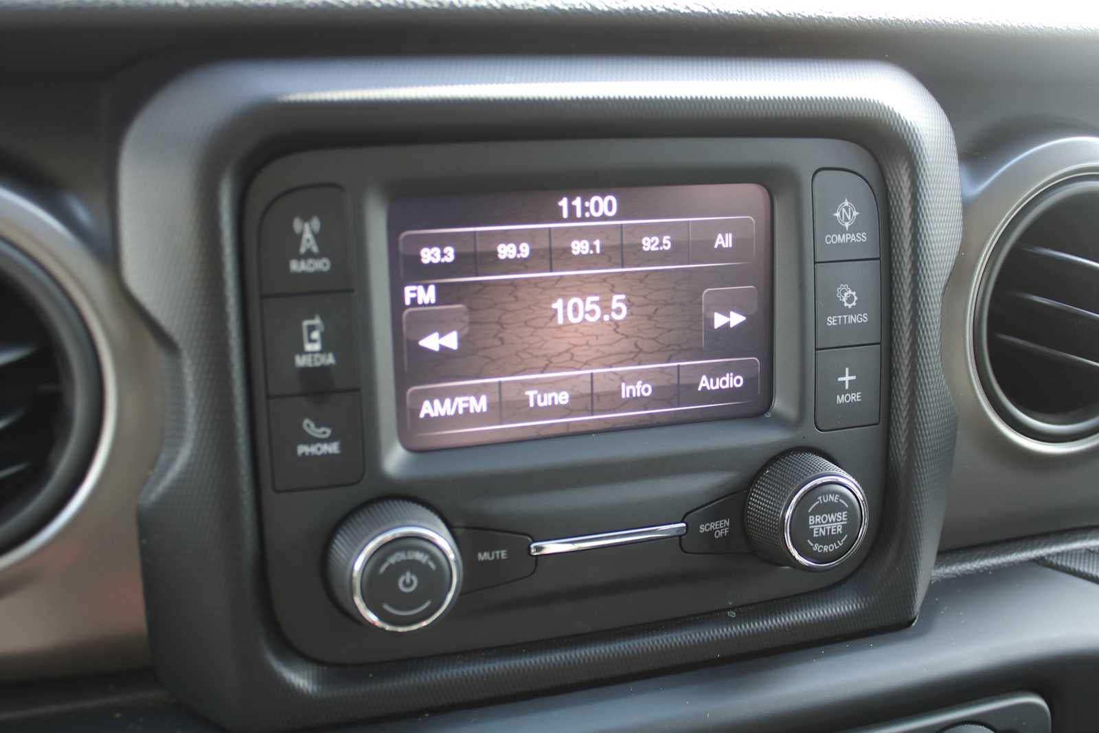 2021 Jeep Wrangler Unlimited Willys Sport