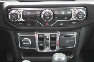 2022 Jeep Wrangler Unlimited Sahara 4x4