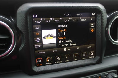 2023 Jeep Wrangler Sahara Altitude