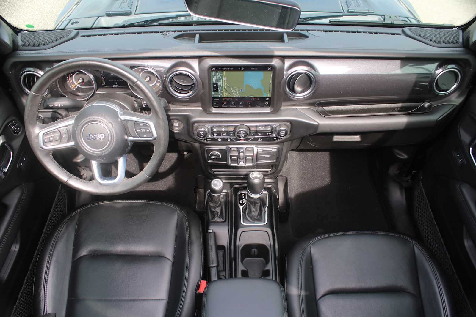 2023 Jeep Wrangler Sahara Altitude