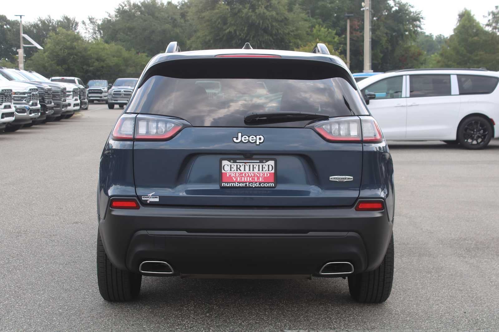 2022 Jeep Cherokee Latitude Lux