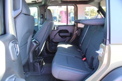 2025 Jeep Wrangler 4-Door Willys 4x4