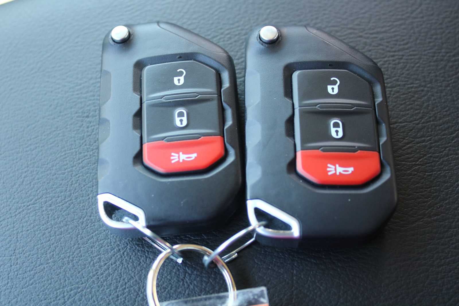 2025 Jeep Wrangler 4-Door Willys 4x4