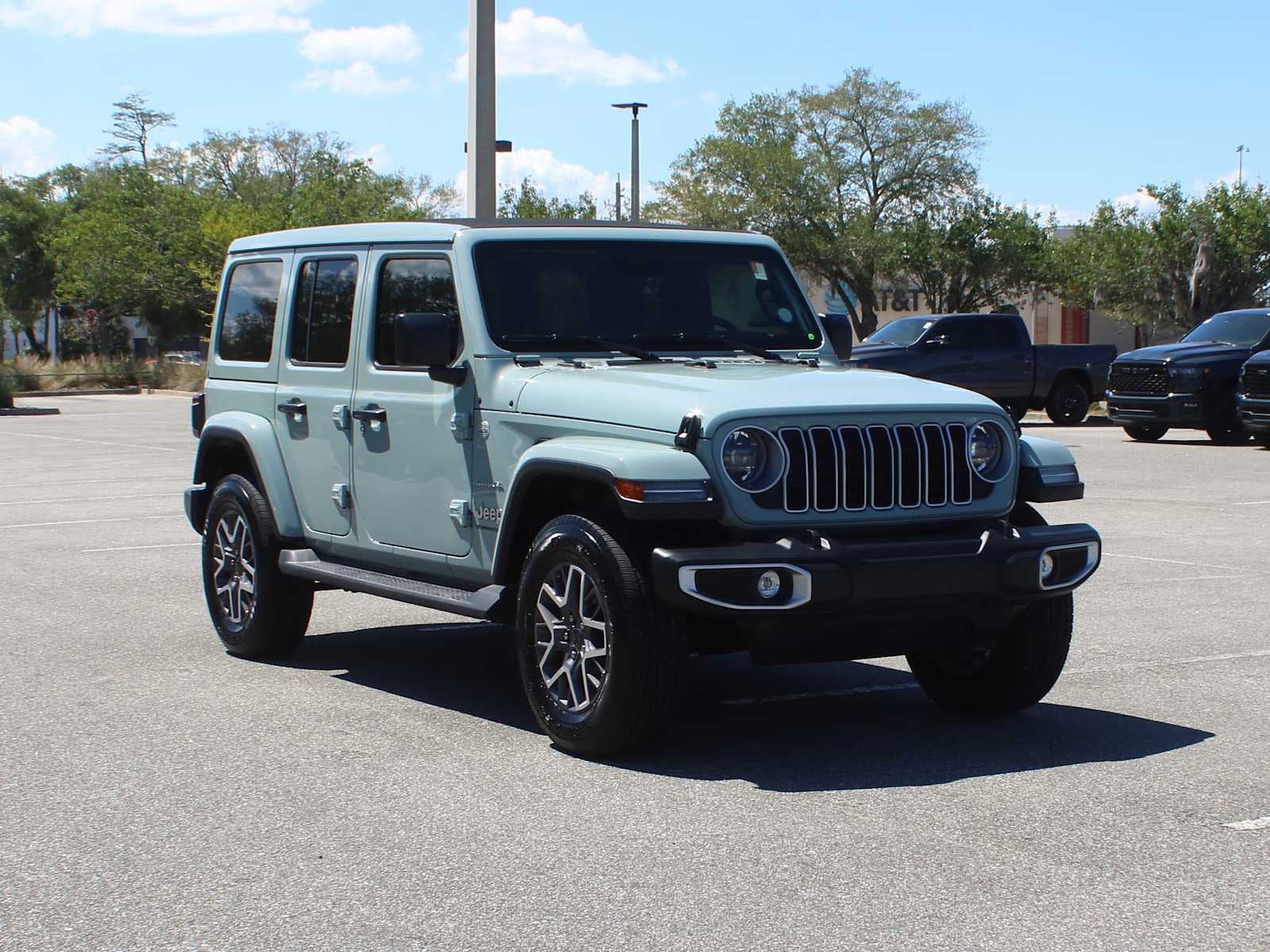 2024 Jeep Wrangler 4-Door Sahara 4x4