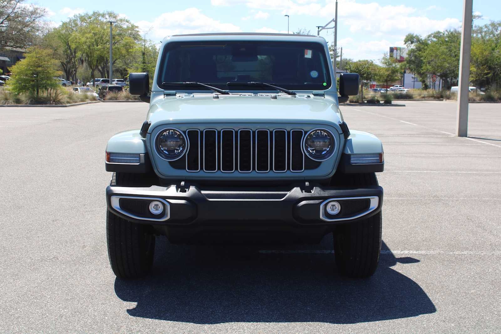 2024 Jeep Wrangler 4-Door Sahara 4x4