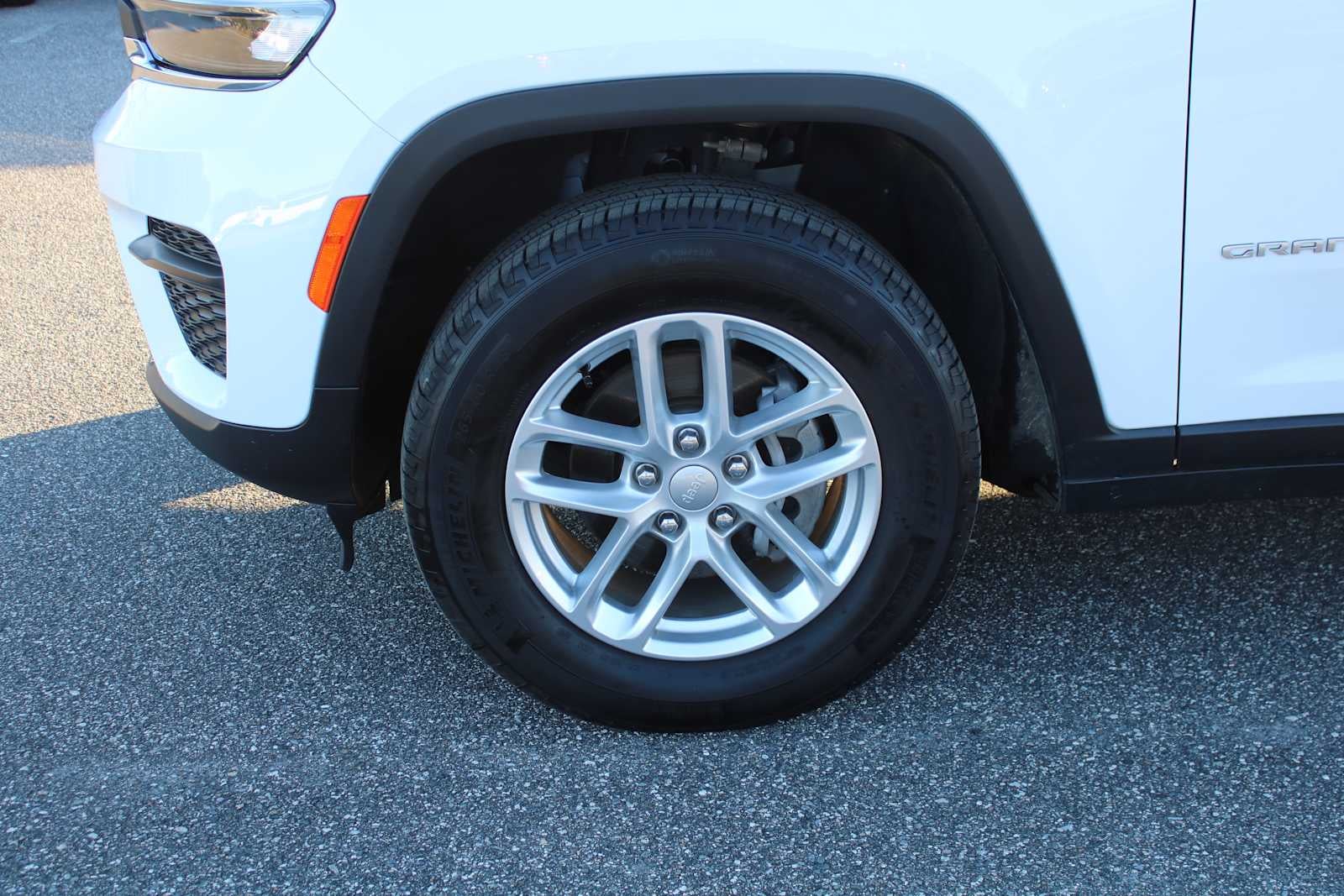 2025 Jeep Grand Cherokee Laredo X 4x2