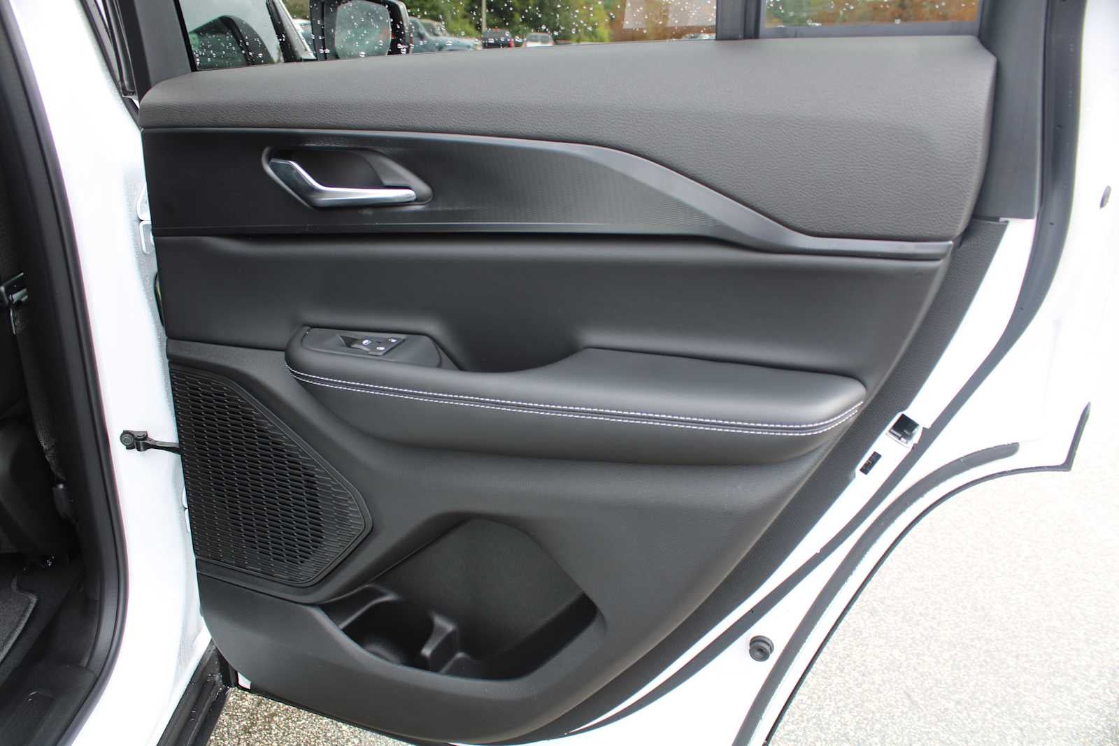 2025 Jeep Grand Cherokee GRAND CHEROKEE LAREDO X 4X2