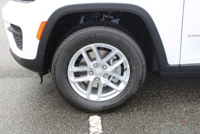 2025 Jeep Grand Cherokee GRAND CHEROKEE LAREDO X 4X2
