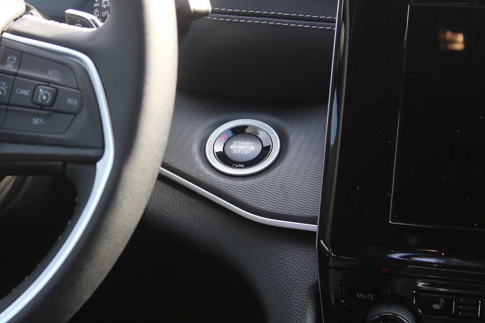 2025 Jeep Grand Cherokee GRAND CHEROKEE ALTITUDE X 4X2