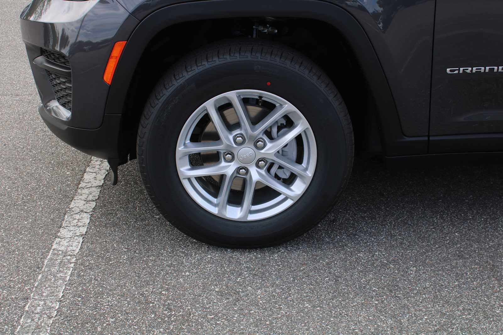 2026 Jeep Grand Cherokee Laredo X