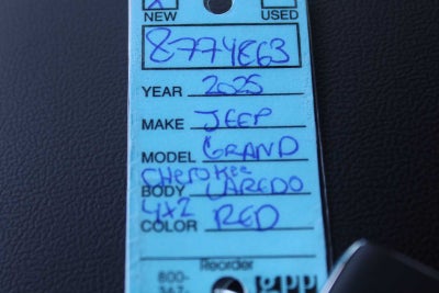 2025 Jeep Grand Cherokee GRAND CHEROKEE LAREDO X 4X2