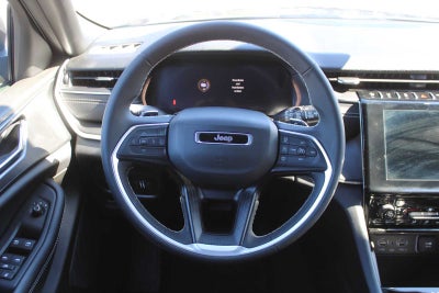 2025 Jeep Grand Cherokee Laredo X 4x2