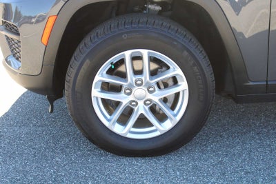 2025 Jeep Grand Cherokee Laredo X 4x2