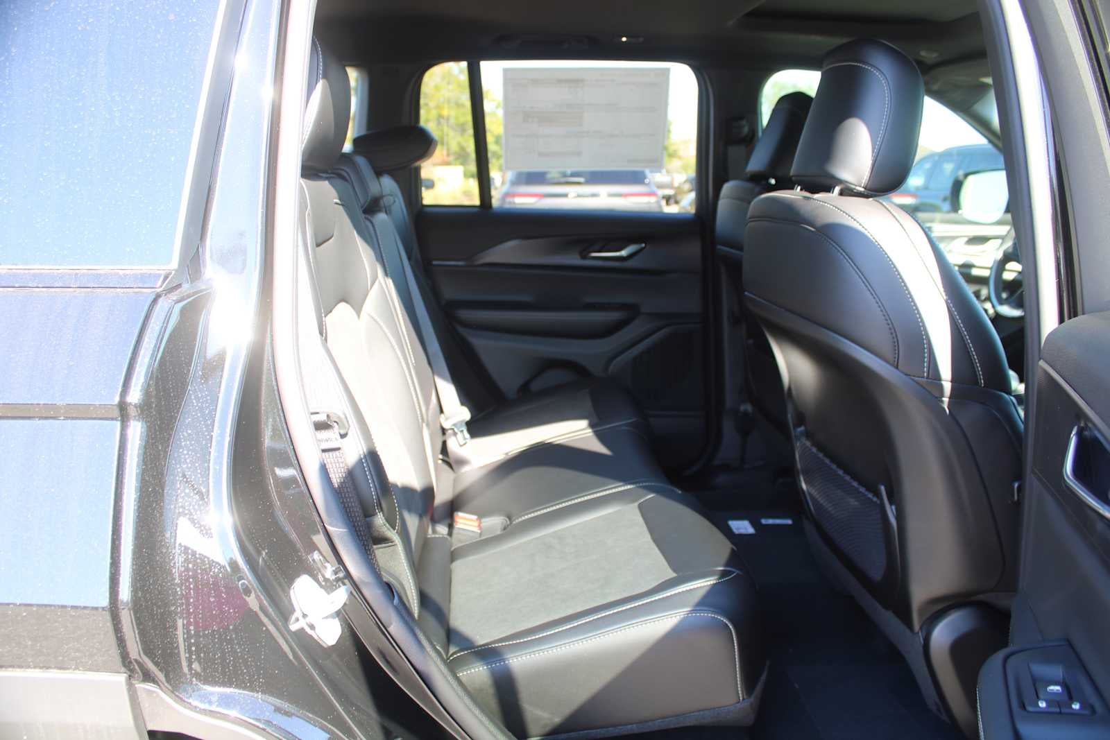 2025 Jeep Grand Cherokee GRAND CHEROKEE ALTITUDE X 4X2