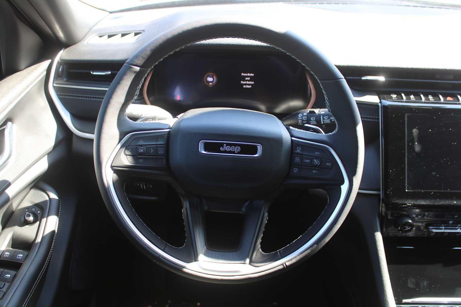 2025 Jeep Grand Cherokee GRAND CHEROKEE ALTITUDE X 4X2