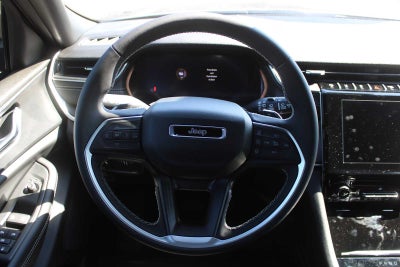 2025 Jeep Grand Cherokee GRAND CHEROKEE LAREDO X 4X2