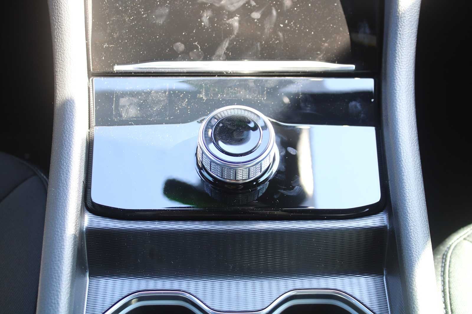 2025 Jeep Grand Cherokee GRAND CHEROKEE LAREDO X 4X2