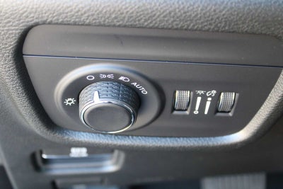 2025 Jeep Grand Cherokee GRAND CHEROKEE LAREDO X 4X2