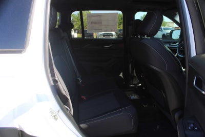 2026 Jeep Grand Cherokee Laredo X