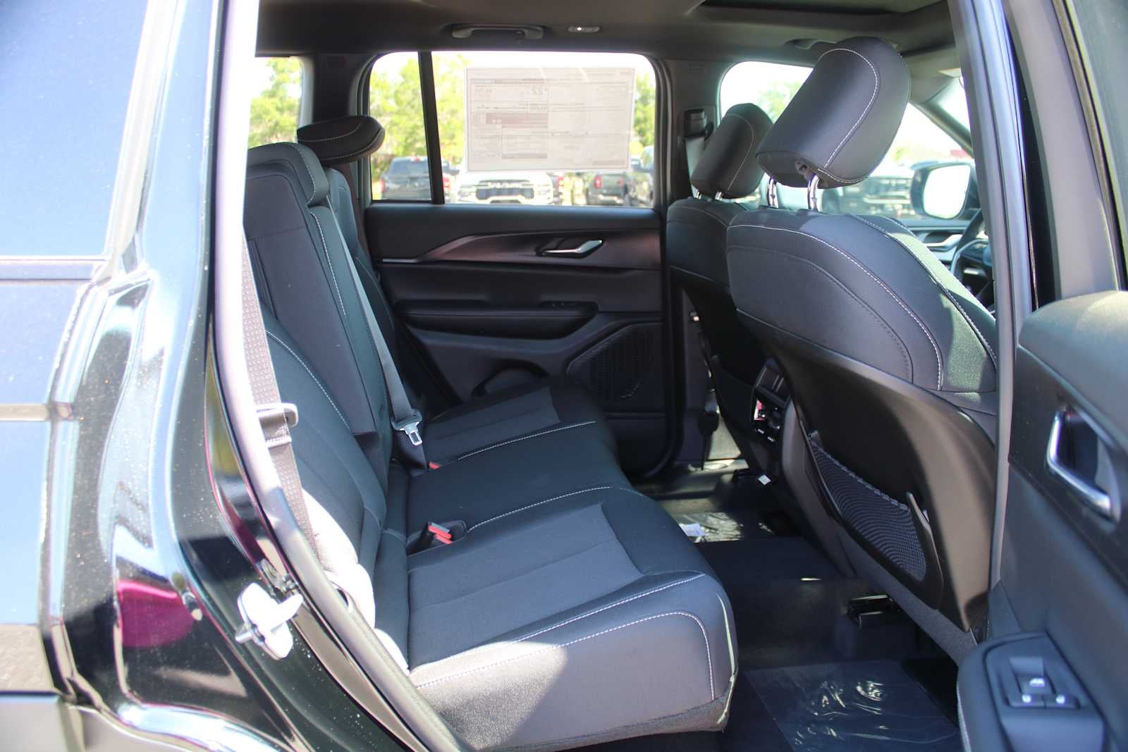 2026 Jeep Grand Cherokee Laredo X