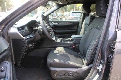 2026 Jeep Grand Cherokee Laredo X