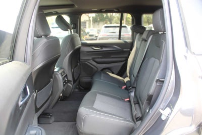 2026 Jeep Grand Cherokee Laredo X