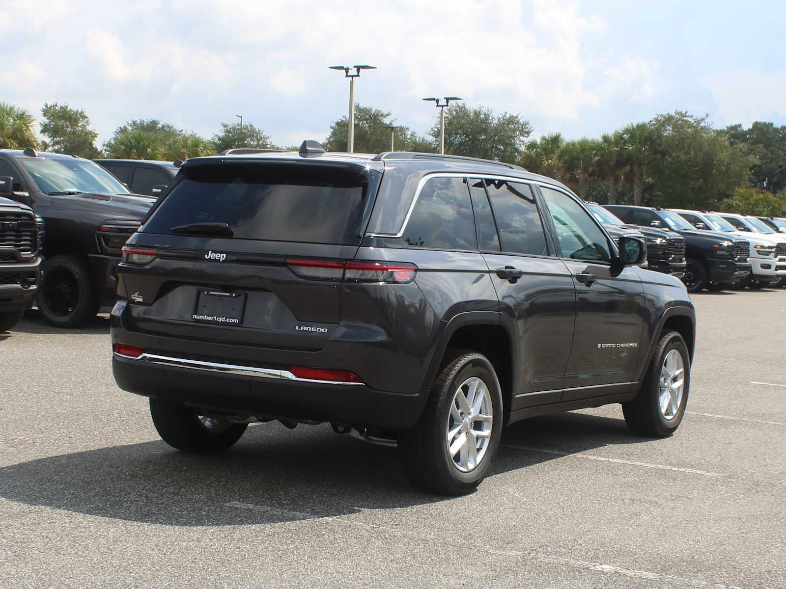 2026 Jeep Grand Cherokee Laredo X