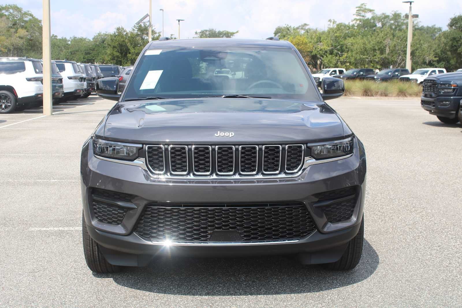 2026 Jeep Grand Cherokee Laredo X